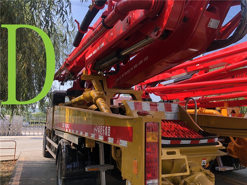 青島混凝土泵車價格 (18) 青島混凝土泵車價格 (18)