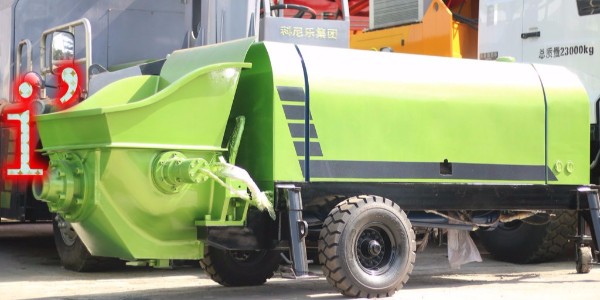 實際施工時，泵工進行哪些操作容易導致混凝土泵發(fā)生堵管？