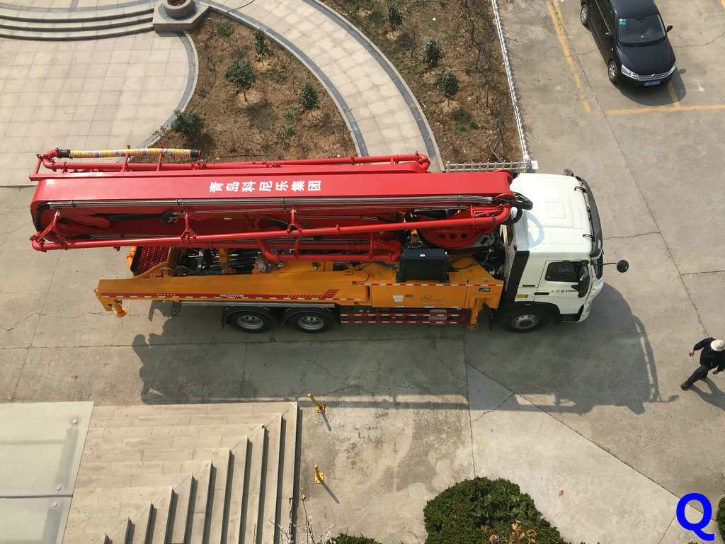 小型混凝土泵車(chē) 天泵 混凝土泵車(chē) 小型泵車(chē)