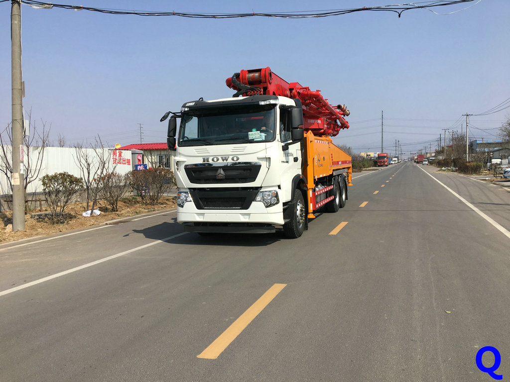 小型混凝土泵車(chē)，混凝土泵車(chē) 天泵 小型泵車(chē)