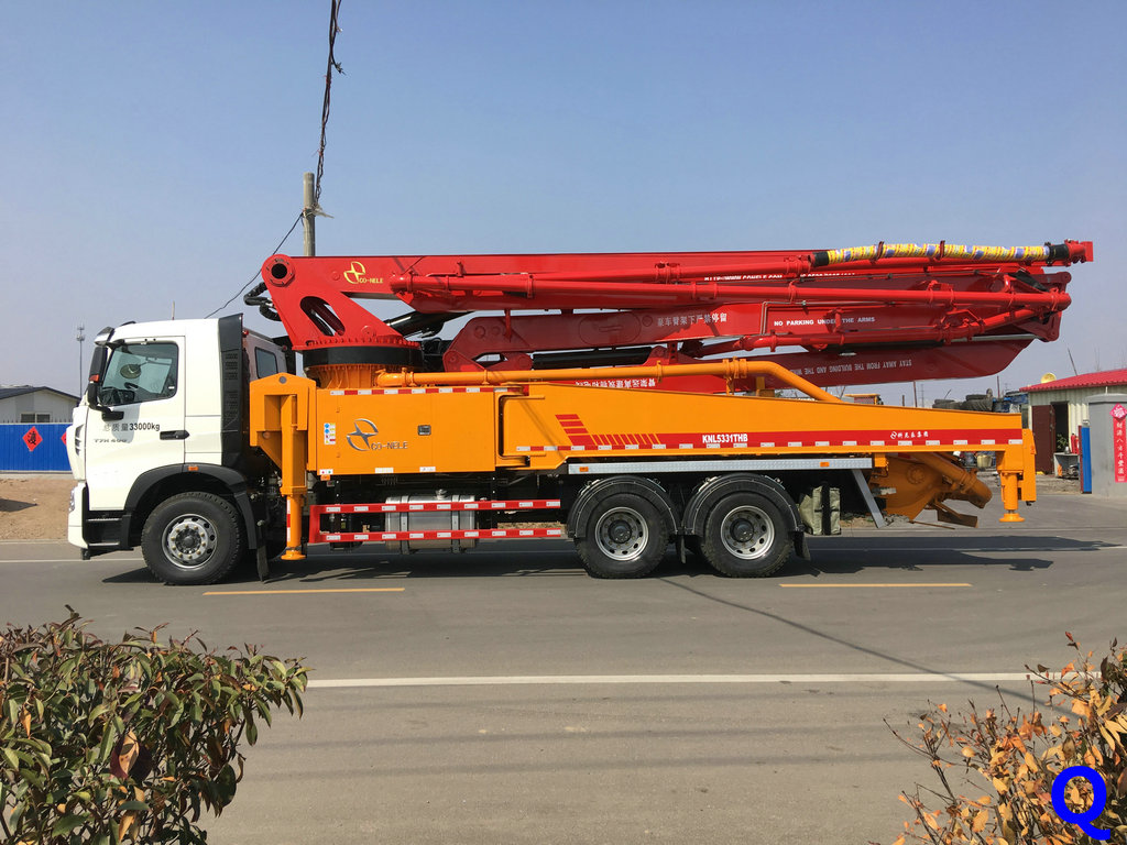 小型混凝土泵車(chē)，天泵，小型泵車(chē)，混凝土泵車(chē)