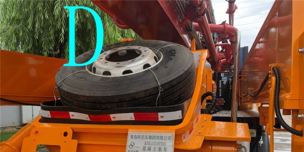 用了小型混凝土泵車(chē)這么久，原來(lái)是這么泵送的