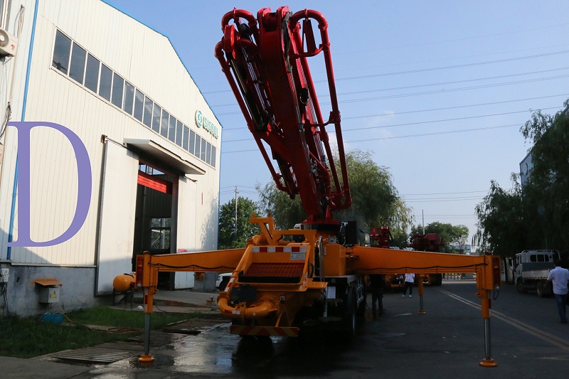 青島混凝土泵車(chē)價(jià)格 (6)