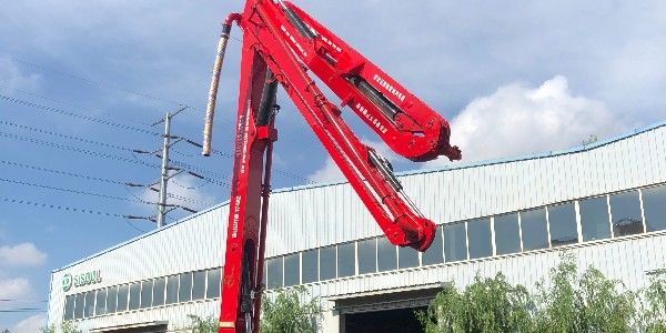 泵車在操作室容易發生哪些危險？