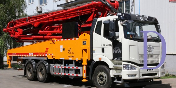 混凝土泵車在建筑工地上使用時(shí)，展現(xiàn)出哪些優(yōu)勢(shì)
