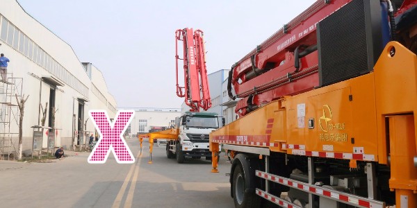 小型泵車使用時(shí)間久了，許多問(wèn)題會(huì)隨之而來(lái)，該怎樣進(jìn)行處理呢？