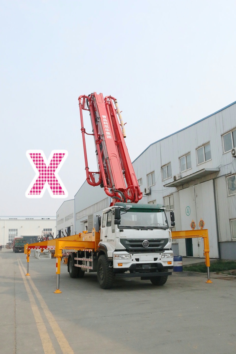 青島小型混凝土泵車價(jià)格 (11)